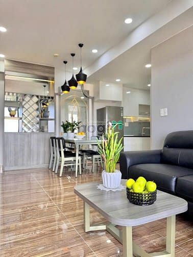 Hình ảnh View biệt thự đẹp xuất sắc chung cư Hưng Phúc, có ô xe định danh