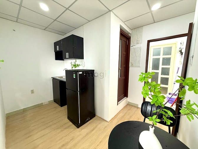 Hình ảnh căn Hộ 1Pn 1 Phòng Khách _ Cửa Sổ trời _ nội thất đầy đủ