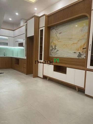 Hình ảnh Nhà đẹp long lanh ngõ Trung Kính, giá 30.5 tỷ, 55m2x4T, thang máy, ô t