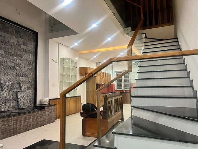 Hình ảnh Nhà đường Tên Lửa, Giá 20 triệu
