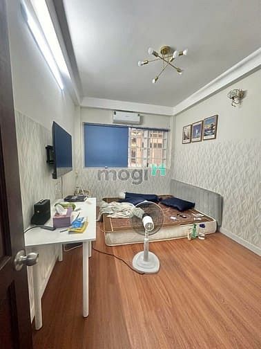 Hình ảnh Q10- Thành Thái- Hẻm 3m thông-3 tầng 4pn.
