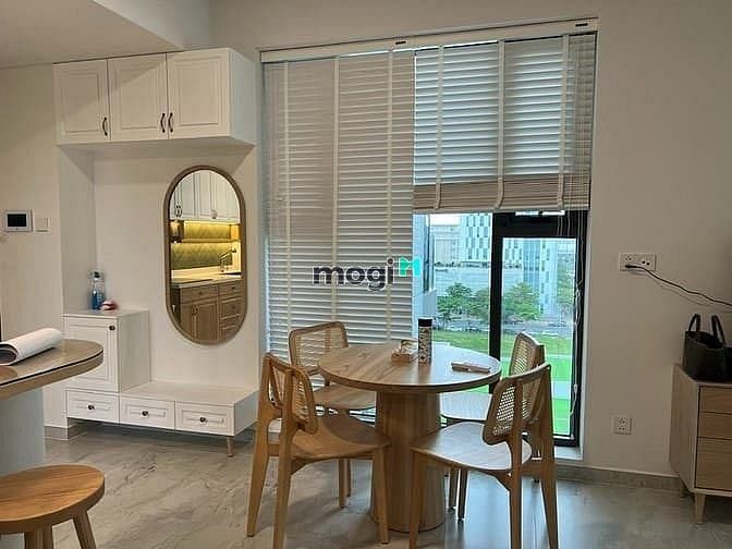 Hình ảnh Cho Thuê CH Cardinal Court, Phú Mỹ Hưng, HCMC, 80m2, 2PM-2WC, nhà đẹp