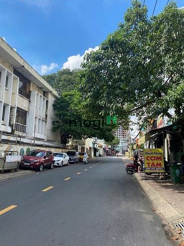 Hình ảnh Bán Lô Đất 198m2 Ngang 6m Mặt Tiền Hồ Bá Phấn, Phước Long A