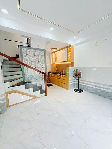 Hình ảnh Nhà 5 tầng hẻm 3m chỉ hơn 4 tỷ