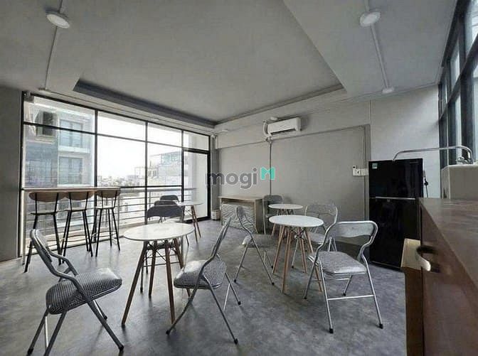 Hình ảnh Cho thuê mặt bằng rộng 160m2 (8 x 21m),245A Nguyễn Thượng Hiền,PN