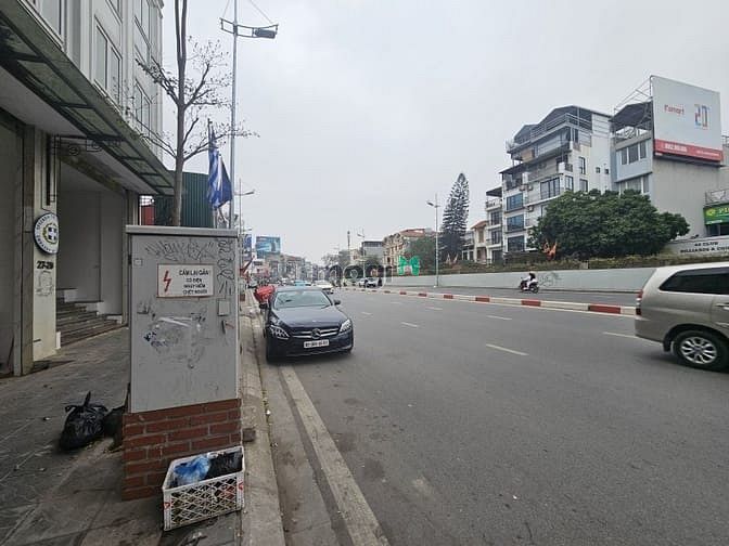 Hình ảnh Mặt Phố Âu Cơ – Tây Hồ - Hồ Tây – 85 M2 – 2 T – MT 5 M – Giá 28.6 Tỷ.