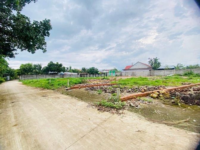 Hình ảnh 200 m² Đất Thổ Cư Ngay Chợ Bầu Cối P Bảo Vinh, ĐN, giá chỉ 4,9tr/m²