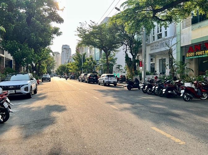 Hình ảnh CHO THUÊ nhà phố gần đường Bùi Bằng Đoàn khu Hưng Phước 4, Phú Mỹ Hưng
