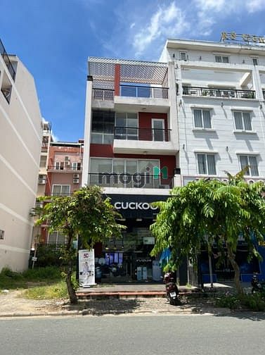 Hình ảnh Thuê nhà phố có thang máy khu Hưng Gia 4, Phú Mỹ Hưng tiện kinh doanh