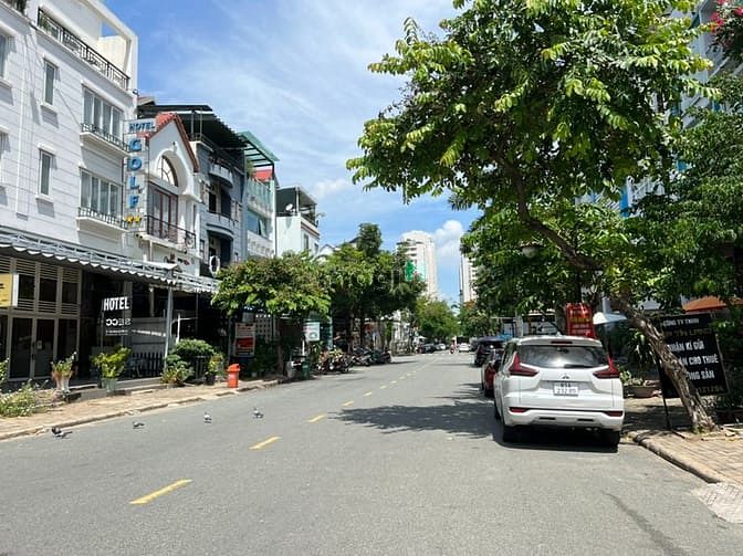Hình ảnh Thuê nhà phố có thang máy khu Hưng Gia 4, Phú Mỹ Hưng tiện kinh doanh