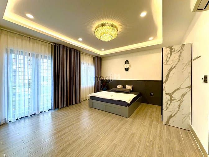 Hình ảnh Nhà Phố Hiện Đại - Vị Trí Đắc Địa Sát Mặt Tiền Huỳnh Tấn Phát Quận 07