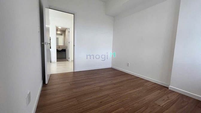 Hình ảnh Chung cư Bàu Cát, P12, TB: 3p ngủ, 2wc, nhà mới, 12triệu, 95m2
