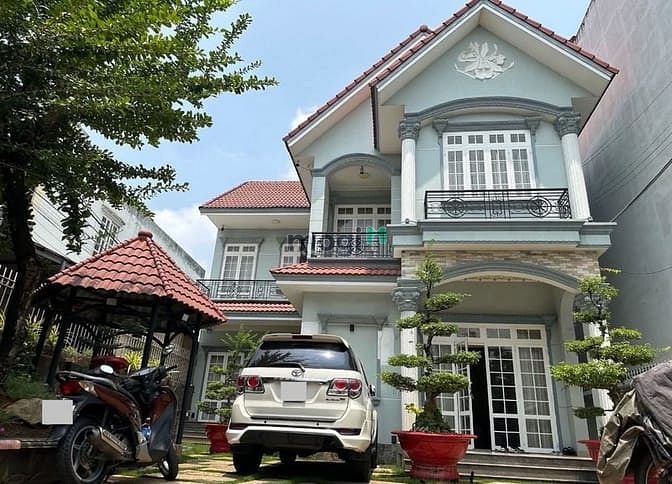 Hình ảnh CHO THUÊ BIỆT THỰ mặt tiền đường Lê Văn Thịnh Quận 2 ngang 10M 7pn ntc