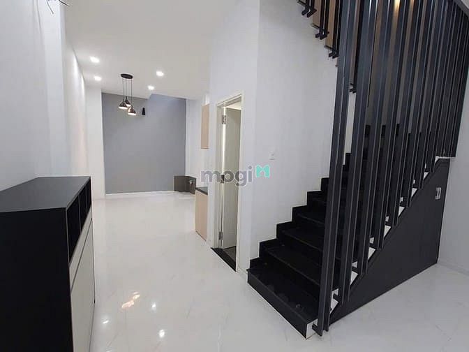 Hình ảnh Nhà mới hiện đại, (4pn-4wc), 4x15m, 316/8A Hoà Hảo Q10