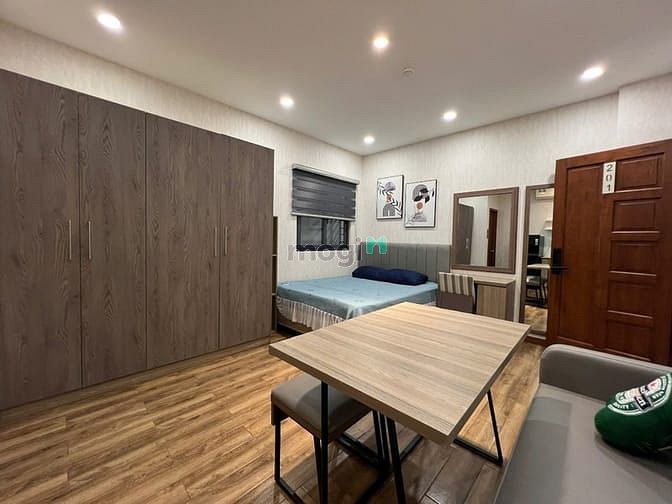 Hình ảnh Mb6623 nạp rút nhanh chóng Studio full nội thất gỗ được nuôi thú cưng gần cầu Công Lý