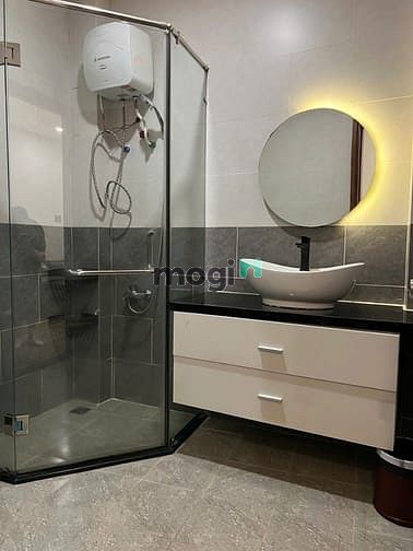 Hình ảnh Mb6623 nạp rút nhanh chóng Studio full nội thất gỗ được nuôi thú cưng gần cầu Công Lý