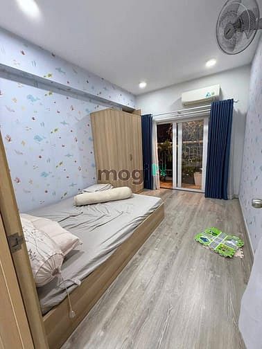 Hình ảnh Chung cư Phúc Yên, Tân Bình 121m2 có 3Pn, full nội thất giá 12.5tr/th