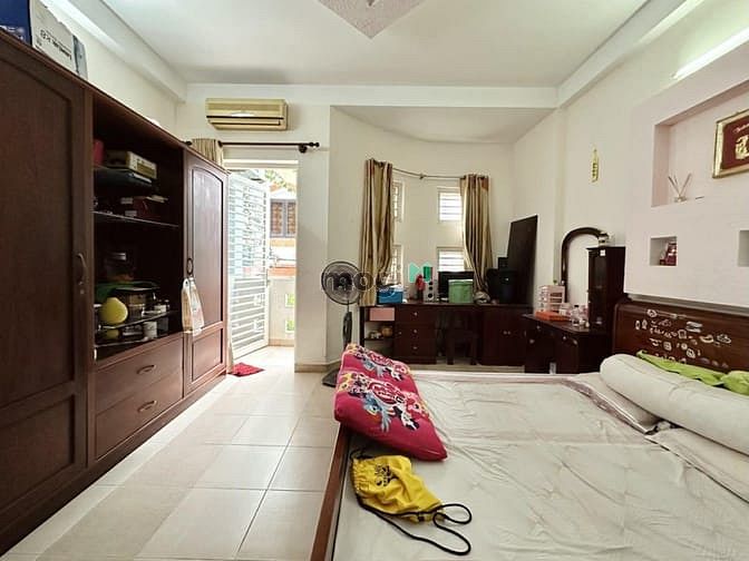 Hình ảnh Q3-  Trần Quang Diệu- 4 tầng 2 mặt hẻm trước sau- 70m2