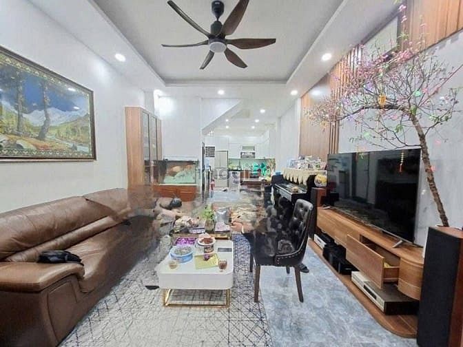 Hình ảnh An Dương Vương – Tây Hồ - 47 M2 – 4 Tầng – MT 4.2 M – Giá 12.5 Tỷ.
