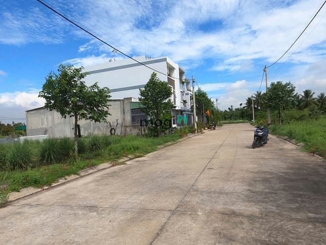 Hình ảnh Chính chủ bán đất full thổ cư 100m2