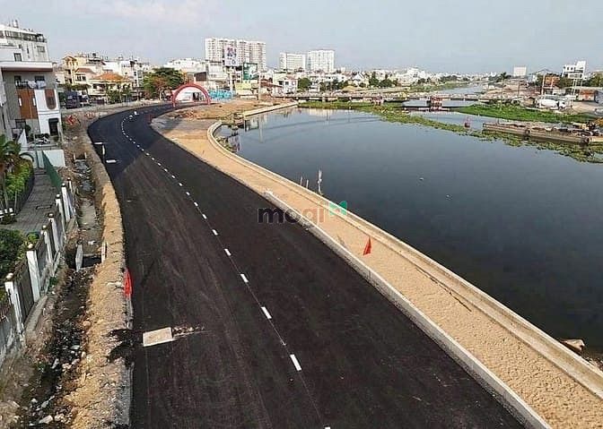 Hình ảnh Quận 12, Đất thổ cư Mặt Sông Vàm Thuật, Vườn Lài, DT 10 x 30m