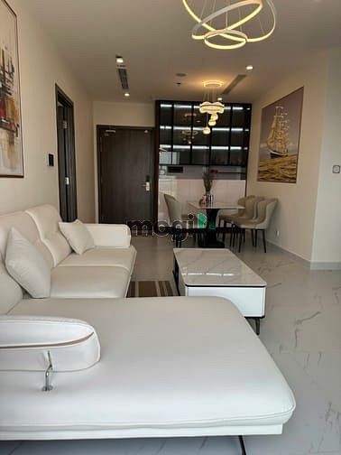 Hình ảnh Cho thuê BE7 3pn tầng trung, full nội thất cao cấp