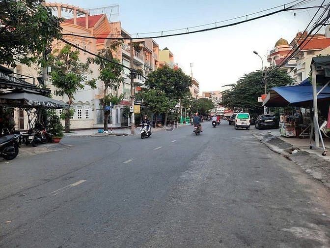 Hình ảnh 🔥💯Tòa Nhà MTKD khu Tên Lửa 9x20m 1 Hầm 5 tầng SÁT COOPMART-HĐT 150tr
