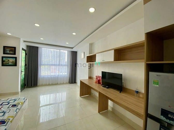 Hình ảnh Căn 1 phòng ngủ Sky Center, Phổ Quang có nội thất giá12tr