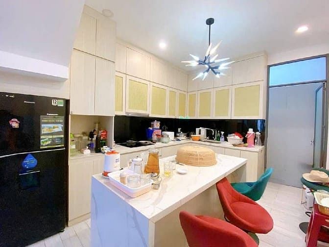 Hình ảnh Nhà đẹp 5 tầng HXH Tân Kỳ Tân Quý, 65m2, 6PN, Giá 8.5 tỷ, ở ngay