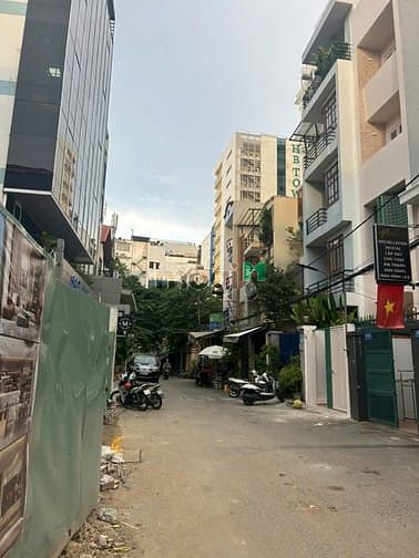 Hình ảnh Bán đất hẻm xe hơi 20/ Tân Cảng gần Metro_8x18_XD Hầm 6 tầng_SHR
