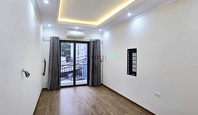 Hình ảnh Nhà đẹp long lanh ngõ Chùa Liên Phái, giá 12.85 tỷ, 42m2x6T, thang máy