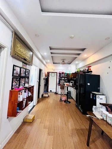 Hình ảnh Chung cư Lotus, Trịnh ĐÌnh Thảo, TP: 70m2, 2p ngủ, có NT, 9tr