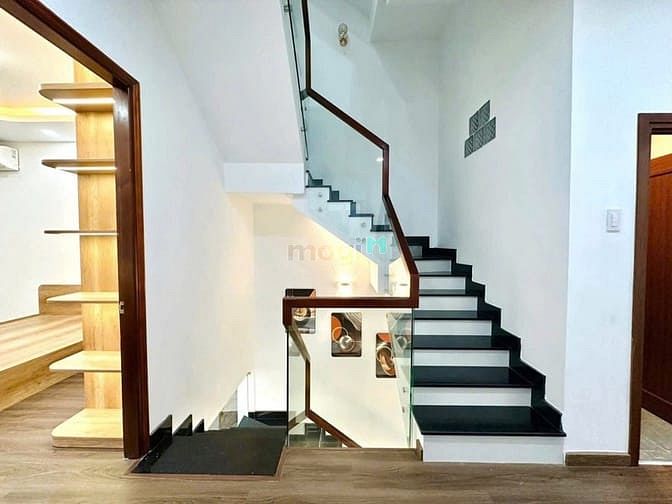Hình ảnh Nhà Đẹp[ Hẻm 7M Xe Hơi LÊ VĂN PHAN 4X16 64M2 Vuông 4 TẦNG ST Giá 7.1T
