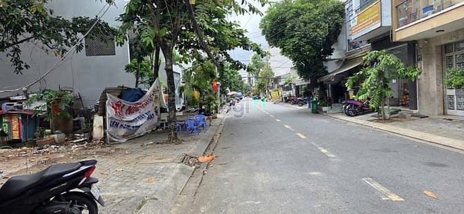 Hình ảnh Nhà mặt đs 1 Tân phú Quận 7. gần chọ Tân mỹ. Ngang 5m, 9,9 tỷ.