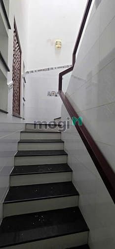 Hình ảnh Nhà mặt đs 1 Tân phú Quận 7. gần chọ Tân mỹ. Ngang 5m, 9,9 tỷ.