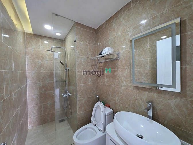 Hình ảnh CC Ruby, 3p ngủ, 100m2, máy lạnh, nhà mới, 10tr/th, Nguyễn Sỹ Sách, TB
