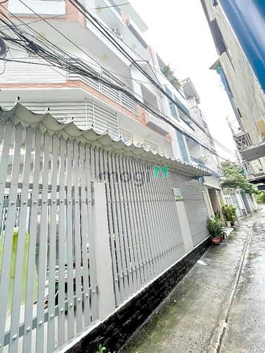 Hình ảnh Nhà lô góc 2 mặt tiền hẻm Quận 3