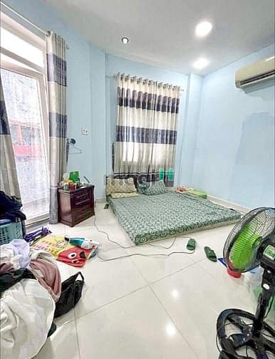 Hình ảnh Nhà lô góc 2 mặt tiền hẻm Quận 3