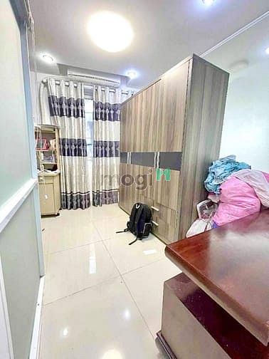 Hình ảnh Nhà lô góc 2 mặt tiền hẻm Quận 3