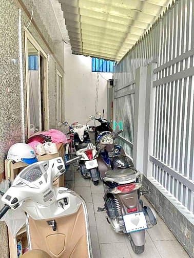 Hình ảnh Nhà lô góc 2 mặt tiền hẻm Quận 3