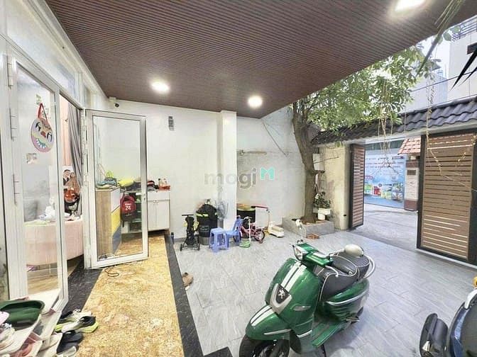 Hình ảnh Cho Thuê Nhà 6.1x18 2 tầng full nt đường Bạch Đằng, Phường 2, Tân Bình