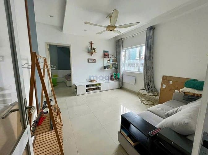 Hình ảnh C/c Topaz Garden, Trịnh Đình Thảo, TP, 70m2, 2PN, 2WC, NTCB, 9tr/th