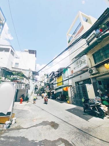 Hình ảnh Nhà Mặt Tiền Trần Văn Đang Quận 3