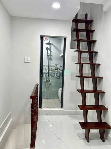 Hình ảnh Nhà Mới Cách Mạng Tháng Tám Quận 3