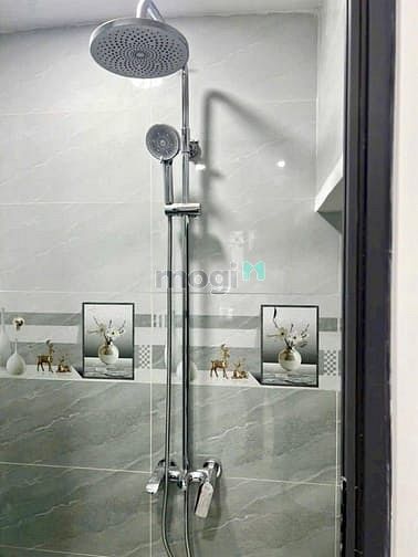Hình ảnh Nhà Mới Cách Mạng Tháng Tám Quận 3
