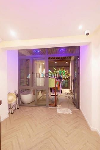 Hình ảnh Nhà Đẹp Trần Văn Đang Hẻm Xe Hơi Quận 3
