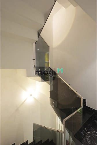 Hình ảnh Nhà Đẹp Trần Văn Đang Hẻm Xe Hơi Quận 3