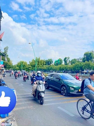 Hình ảnh Nhà Đất Mặt Tiền Hoàng Sa Quận 3