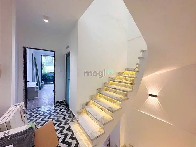 Hình ảnh Nhà Phố Hiện Đại Sang Trọng- Hẻm 3,5m 160 Nguyễn Văn Quỳ Sổ hồng riêng