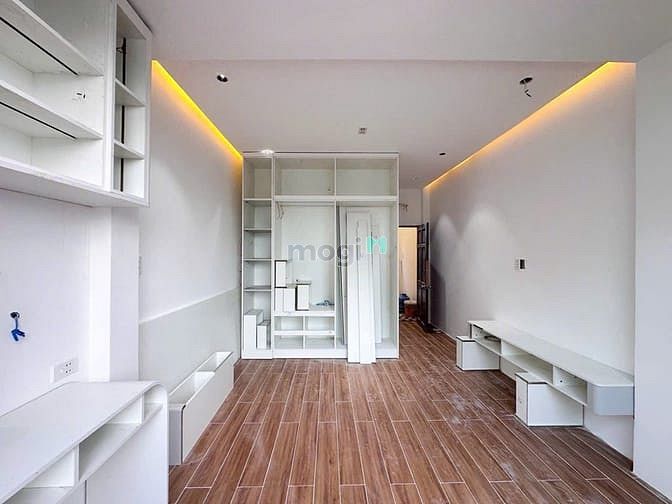 Hình ảnh Nhà Phố Hiện Đại Sang Trọng- Hẻm 3,5m 160 Nguyễn Văn Quỳ Sổ hồng riêng